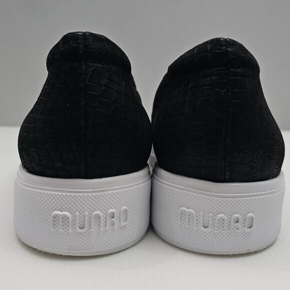 Munro Lennox Sneaker Womens 9 WIDE Black Nubuck Croc Embossed Slip On Platform - Picture 9 of 14